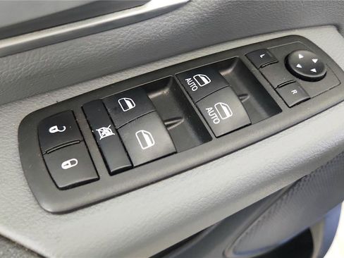 Used 2023 RAM 1500 Big Horn AWD/4WD image 31