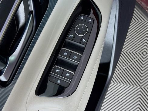 Certified 2025 Nissan Murano SL AWD/4WD image 21