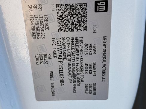 New 2025 GMC Savana 2500 w/ Driver Convenience Package image 33