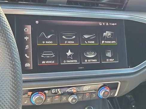 Certified 2025 Audi Q3 2.0T Premium Plus w/ Premium Plus Package image 25