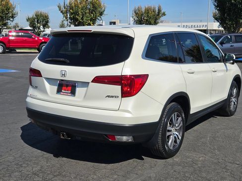 Used 2017 Honda Pilot EX-L image 3