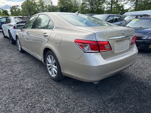 Used 2011 Lexus ES 350 FWD image 2