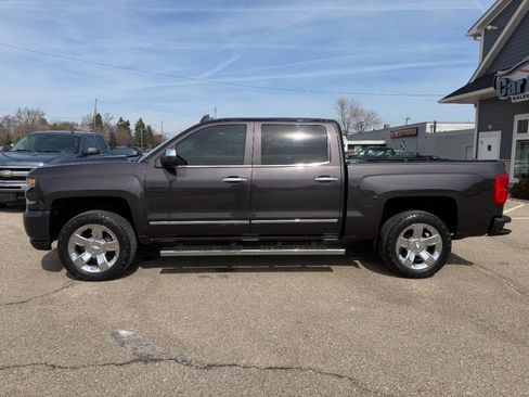 Used 2016 Chevrolet Silverado 1500 LTZ Z71 w/ LTZ Plus Package image 2