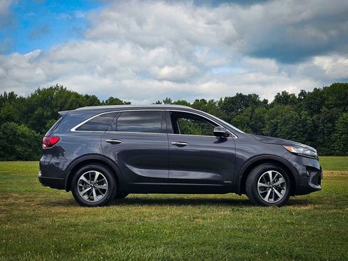Used 2019 Kia Sorento EX AWD/4WD image 2