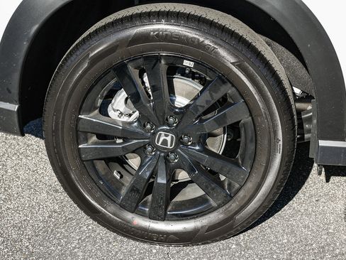 Certified 2026 Honda HR-V Sport image 17