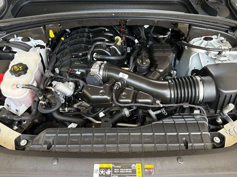 Used 2022 Jeep Grand Cherokee Limited RWD image 37