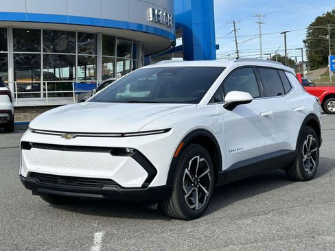 New 2026 Chevrolet Equinox EV LT AWD/4WD image 7