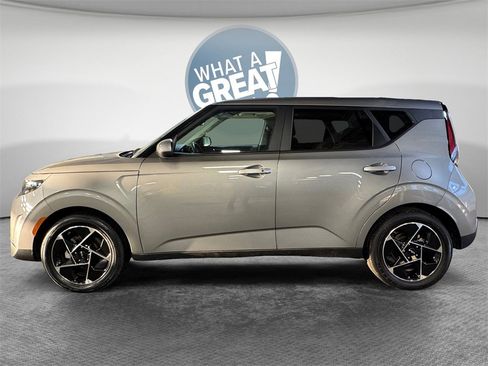 Certified 2024 Kia Soul EX image 7