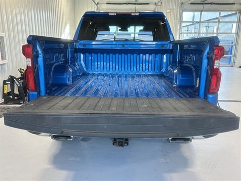 Used 2022 Chevrolet Silverado 1500 LTZ w/ Z71 Off-Road Package image 19