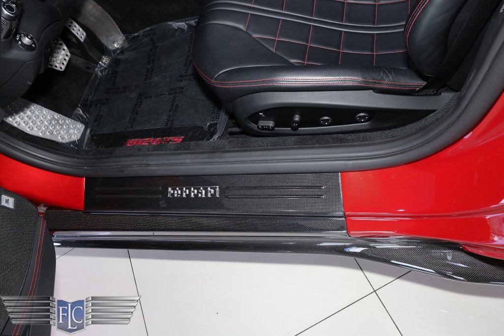 Used 2021 Ferrari 812 GTS RWD image 18