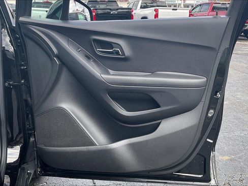 Used 2020 Chevrolet Trax LS w/ Tint and Cruise Package image 25