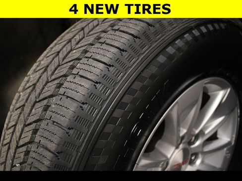 Used 2023 GMC Sierra 1500 Pro w/ Pro Value Package image 3