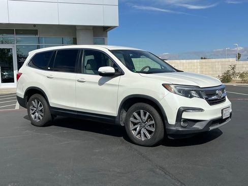 Used 2019 Honda Pilot EX image 1