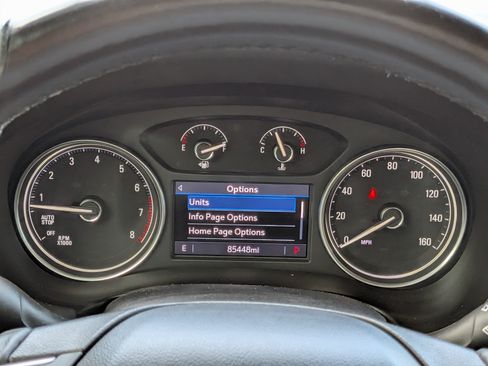 Used 2020 Buick Enclave Premium w/ Sun and Sites Package FWD image 28