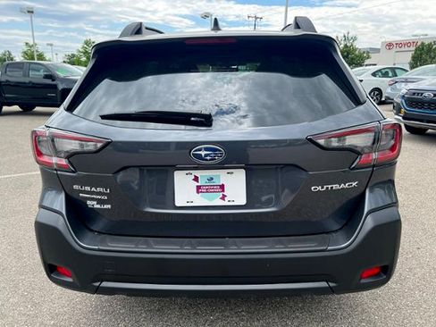 Certified 2025 Subaru Outback Premium AWD/4WD image 6