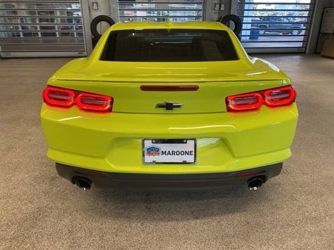 Used 2020 Chevrolet Camaro LT RWD image 7