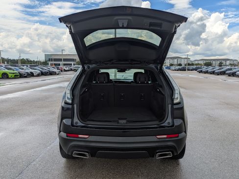 Used 2023 Cadillac XT4 Sport w/ LPO, Onyx Lite Package FWD image 30