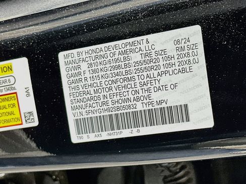 Used 2025 Honda Pilot Black Edition image 35
