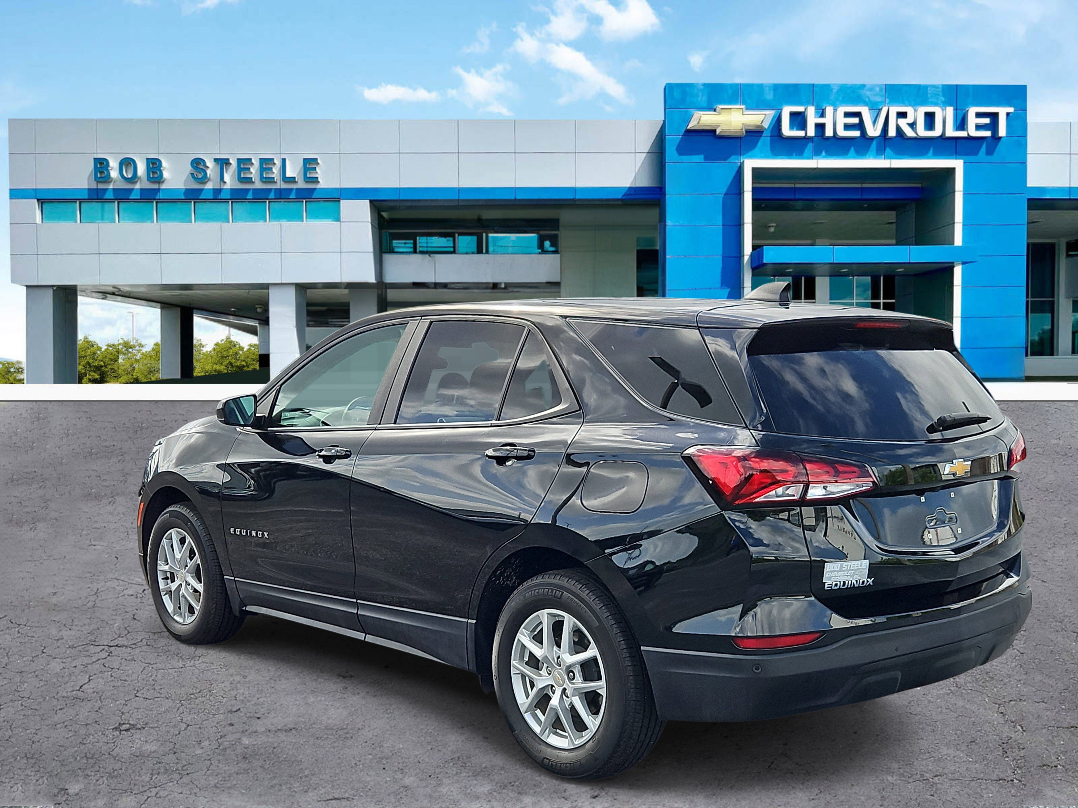 Certified 2024 Chevrolet Equinox LS w/ LS Convenience Package FWD image 3