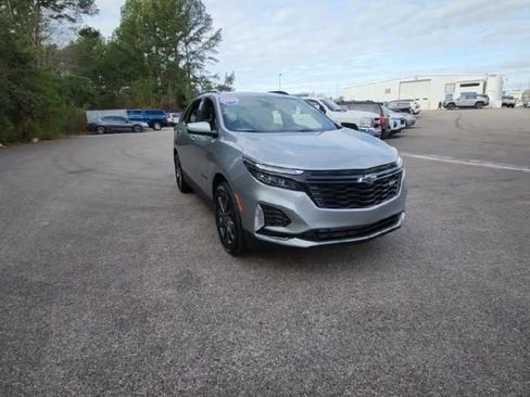 Certified 2024 Chevrolet Equinox RS image 8