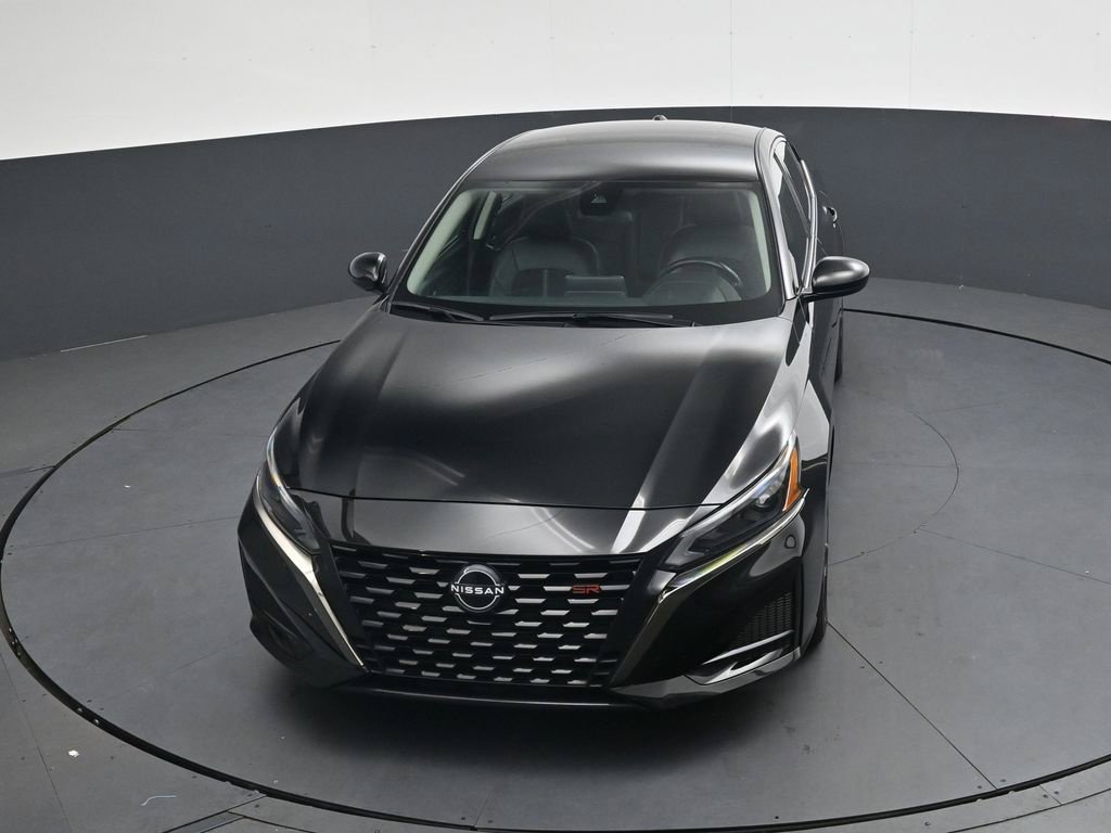 Certified 2025 Nissan Altima 2.5 SR FWD image 31