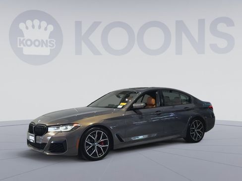 Used 2022 BMW M550i xDrive w/ Dynamic Handling Package AWD/4WD image 8