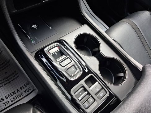 Used 2024 Honda Pilot EX-L image 14
