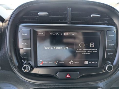 Used 2024 Kia Soul LX w/ Option Group 015 FWD image 40