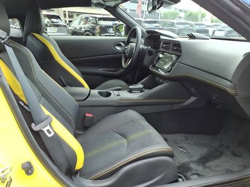 Used 2023 Nissan Z w/ Floor Mat Package (L93) RWD image 11