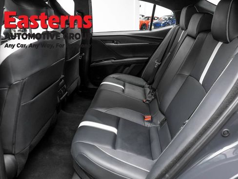 Used 2025 Toyota Camry SE FWD image 20