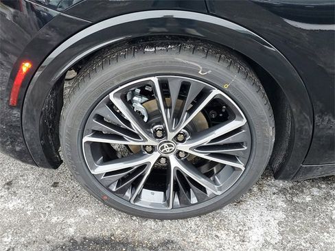 New 2026 Toyota Prius XLE image 5