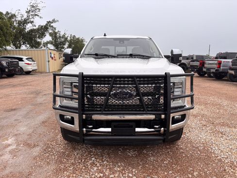 Used 2019 Ford F250 Lariat w/ Lariat Ultimate Package AWD/4WD image 8