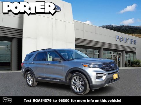 Certified 2024 Ford Explorer XLT w/ Equipment Group 202A image 1