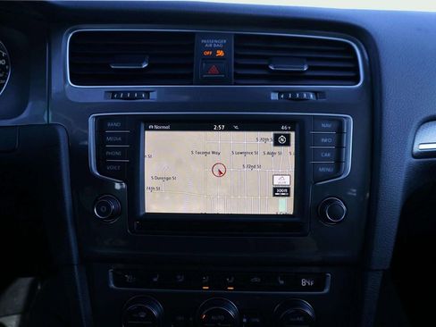 Used 2017 Volkswagen Golf Alltrack SEL image 28