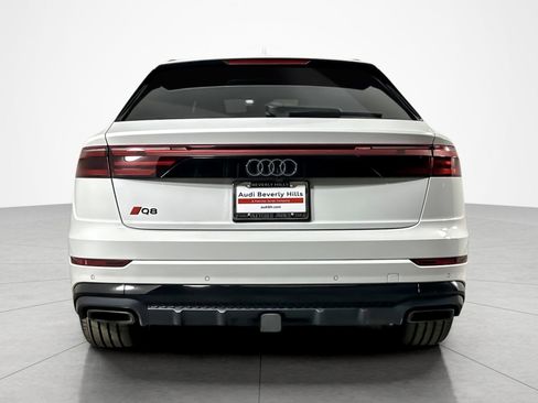 Used 2024 Audi Q8 Premium Plus w/ Premium Plus Package image 4
