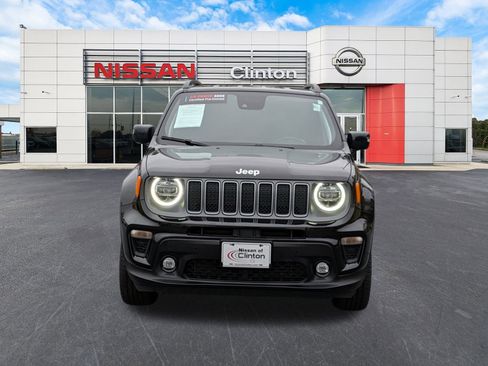 Used 2023 Jeep Renegade Limited w/ Limited Elite Group image 8