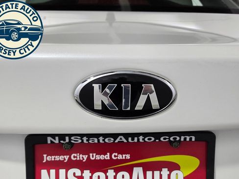 Used 2017 Kia Optima EX w/ Technology Package FWD image 35