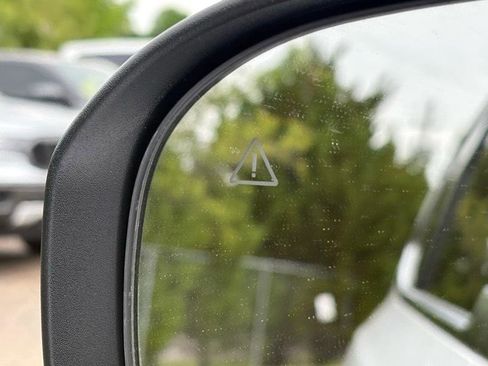 Used 2024 Kia Telluride S w/ S Sunroof Package image 16