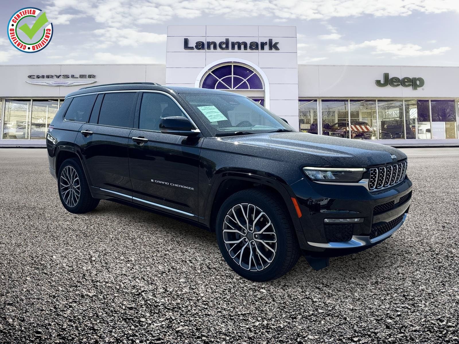 Used 2024 Jeep Grand Cherokee L Summit AWD/4WD image 1