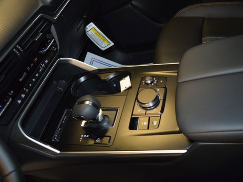 New 2025 MAZDA CX-90 3.3 Turbo w/ Select Package image 21