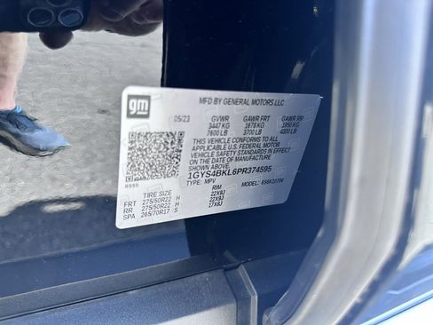 Used 2023 Cadillac Escalade Premium Luxury w/ LPO, Floor Liner Package image 28