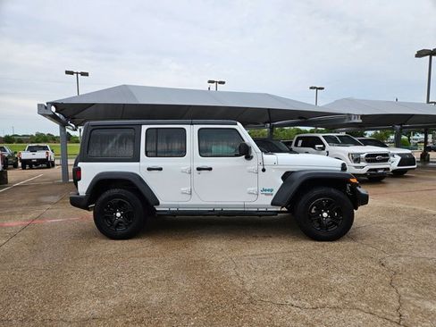 Used 2019 Jeep Wrangler Unlimited Sport S image 4