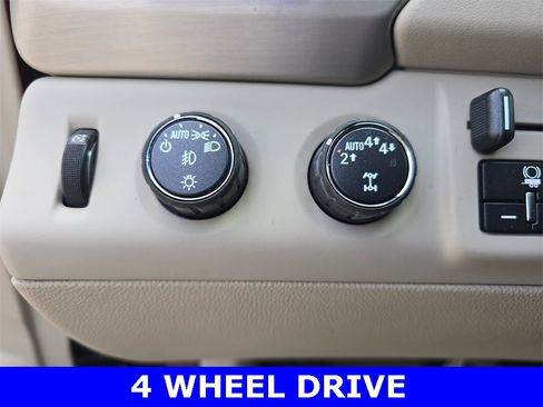 Used 2018 GMC Yukon Denali w/ Denali Ultimate Package image 27