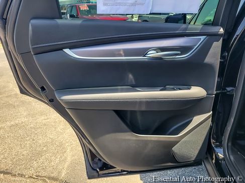 Certified 2024 Cadillac XT5 Luxury w/ LPO, Floor Liner Package AWD/4WD image 28