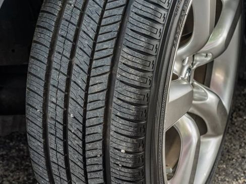 Used 2008 Nissan 350Z Touring RWD image 15
