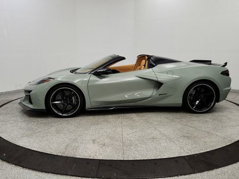 Used 2024 Chevrolet Corvette E-Ray w/ Stealth Interior Trim Package AWD/4WD image 2