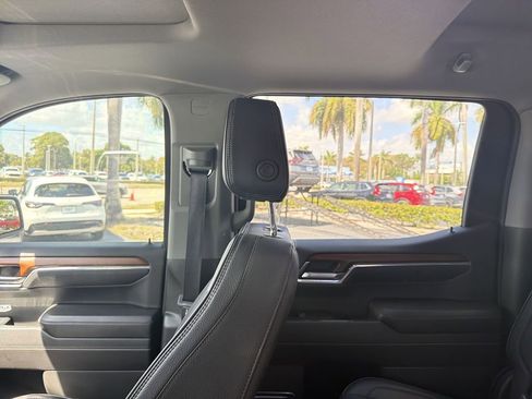 Used 2023 GMC Sierra 1500 Denali w/ Technology Package image 12