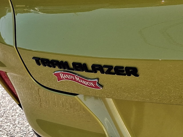 Used 2024 Chevrolet TrailBlazer RS w/ Driver Confidence Package FWD image 31