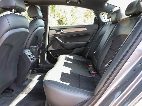 Used 2018 Hyundai Sonata Sport FWD image 16