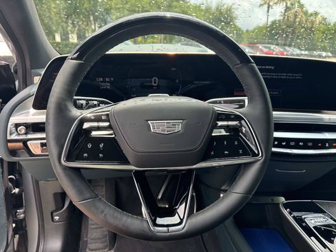 Certified 2026 Cadillac Lyriq Signature Luxury w/ Nappa Leather Package AWD/4WD image 15